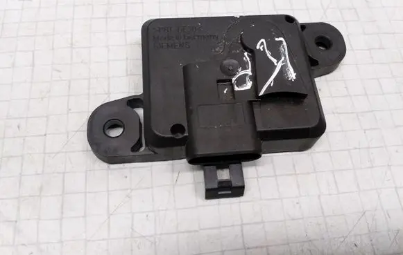 Opel Zafira A Airbag deployment crash/impact sensor 09133263TG 5WK42856