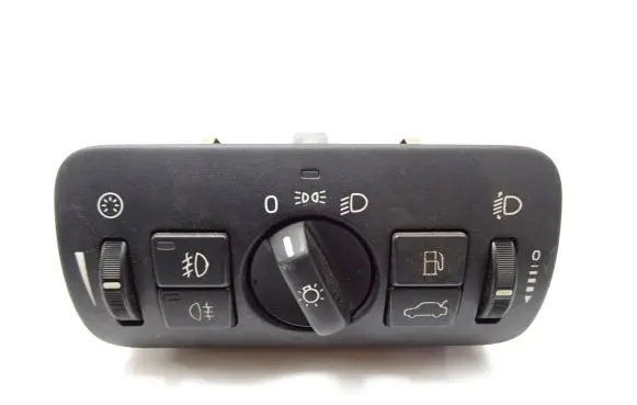 Volvo V70 Light switch 30739415 04066302