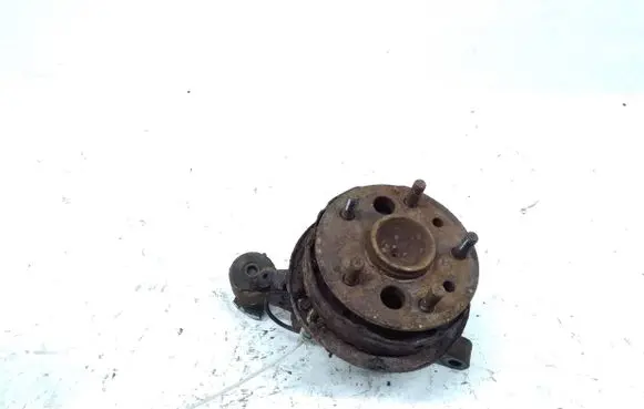 Toyota Camry Rear wheel hub spindle/knuckle 