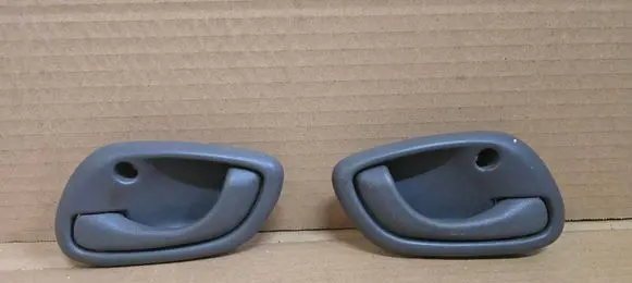 Suzuki Ignis Front door interior handle 8310275G00 8310175G00