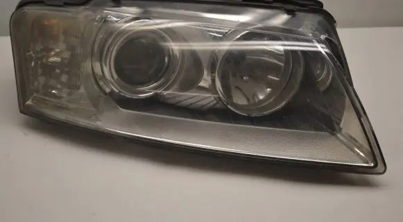 Audi A8 S8 D3 4E Headlight/headlamp 15815400