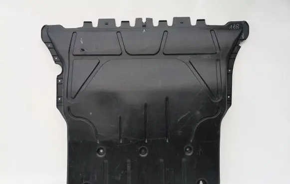 Audi A3 8Y Engine splash shield/under tray 5WA825236C