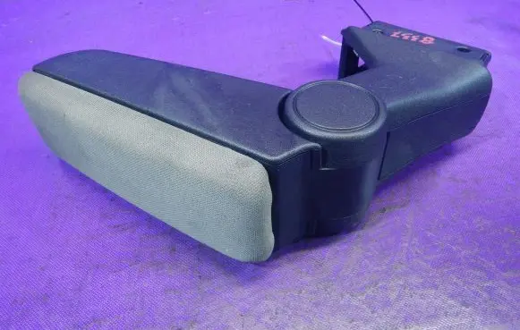 Fiat Punto (199) Armrest