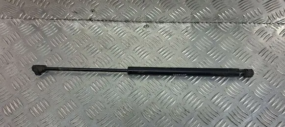 KIA Sorento Tailgate/trunk strut/damper 817702P000