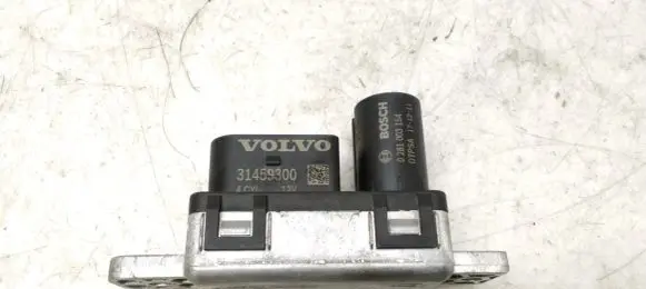 Glow plug pre-heat relay