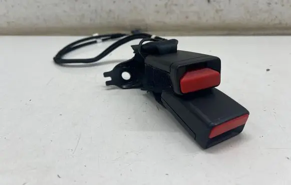 Opel Corsa F Rear seatbelt buckle 6403040ETE 3472147