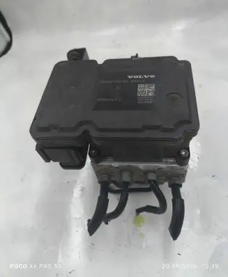 Volvo V40 ABS Pump P31400643 10021209804