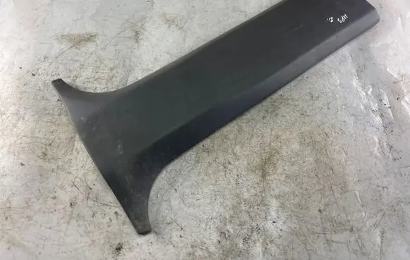 Mitsubishi Pajero Sport I (B) pillar trim (bottom) Mr227574
