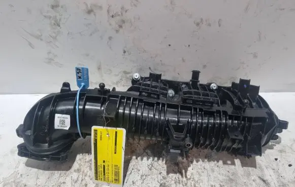 BMW 1 F20 F21 Intake manifold 7632436