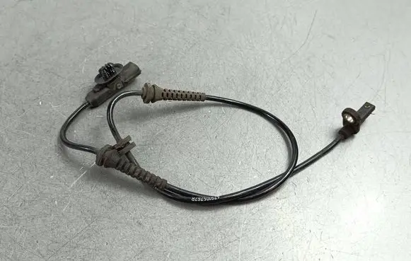 Renault Arkana ABS brake wheel speed sensor 479105767R