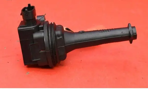 Volvo S60 High voltage ignition coil 30713416