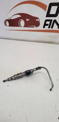 BMW 1 E81 E87 Fuel injector 7589048 10181010
