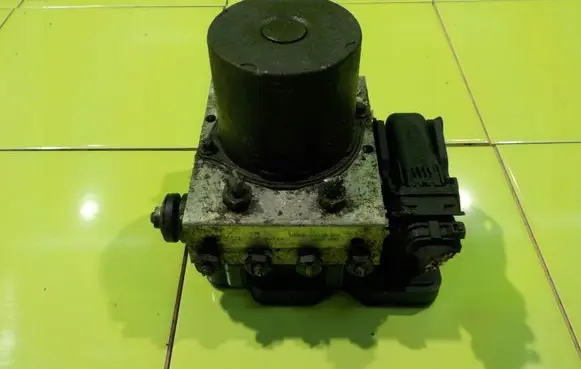 Mercedes-Benz Sprinter W906 ABS Pump 0265254671 RP88 A9069002503