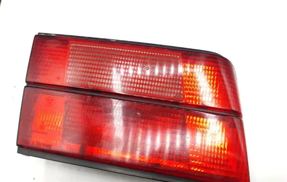 BMW 5 E34 Tailgate rear/tail lights 1384011L