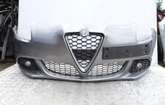 Alfa Romeo Giulietta Front bumper FEQBQE
