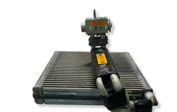 Volvo XC40 Air conditioning (A/C) radiator (interior) 20220224