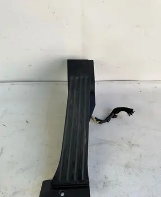 BMW 5 E60 E61 Accelerator throttle pedal 6762482