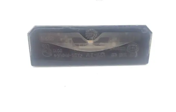 Land Rover Evoque I Number plate light 1090046
