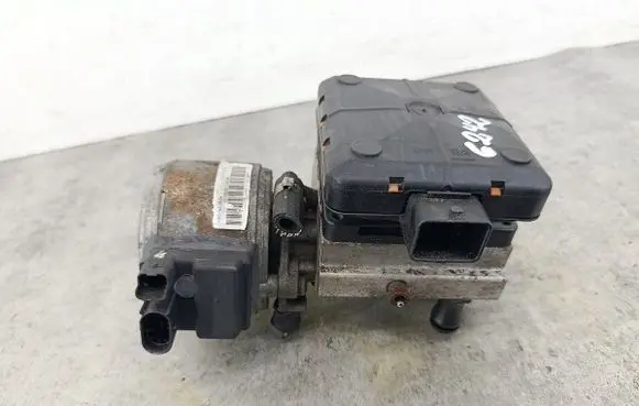 Citroen C5 Air suspension compressor 