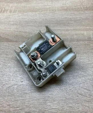 BMW 3 E46 Battery relay fuse 8387551