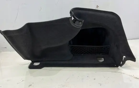Audi A8 S8 D4 4H Trunk/boot side trim panel 4H0863880J| 888.119.561XK000385