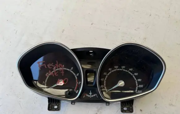 Ford Fiesta Speedometer (instrument cluster) C1BT10849EAT
