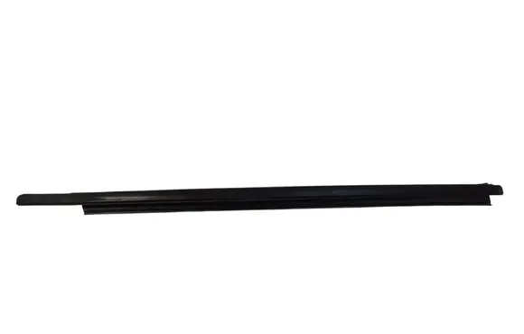 Ford Explorer V Front door glass trim molding BB537821452 BB537821452AJ BB537821453
