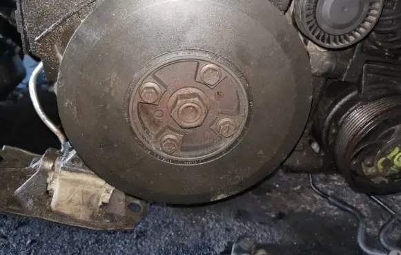 Volvo S80 Crankshaft pulley