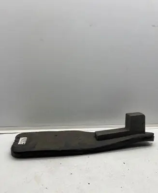 Land Rover Range Rover L405 Fender foam support/seal CPLA29337AD
