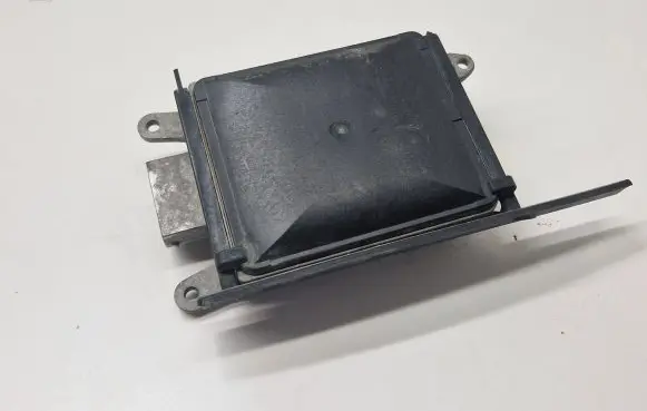 BMW 5 F10 F11 Blind spot module 6873336