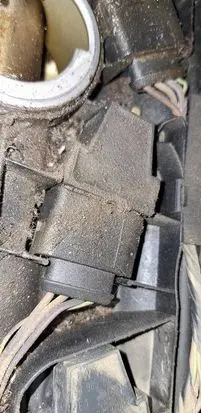 High voltage ignition coil