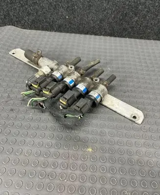 Toyota Prius (XW20) LP gas injector 67R010185 110R000005 09SQ9