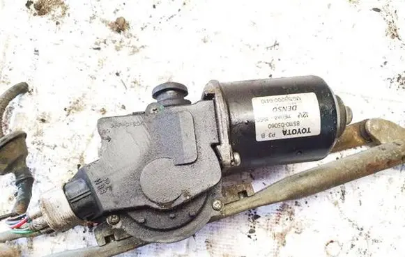 Toyota Avensis T250 Wiper motor 8511005060