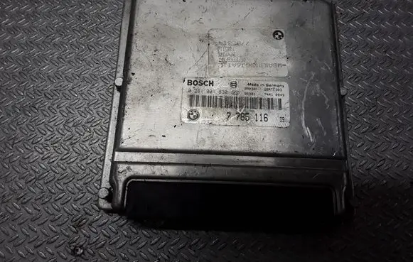 BMW 5 E39 Engine control unit/module 0281001830 7785116