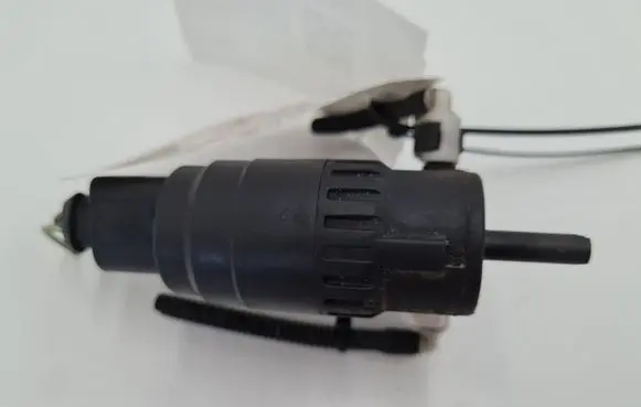Volkswagen Sharan Windscreen/windshield washer pump 1K6955651