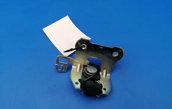 Mercedes-Benz C W204 Seat back rest lock catch A2049200572