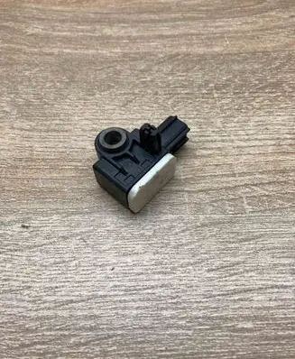 Volvo XC60 Airbag deployment crash/impact sensor 31334336