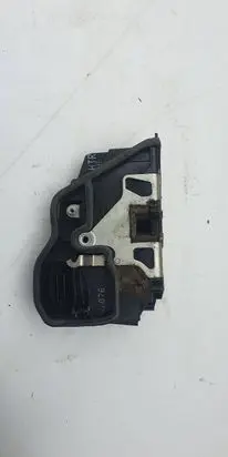 BMW 1 E81 E87 Rear door lock 7167076