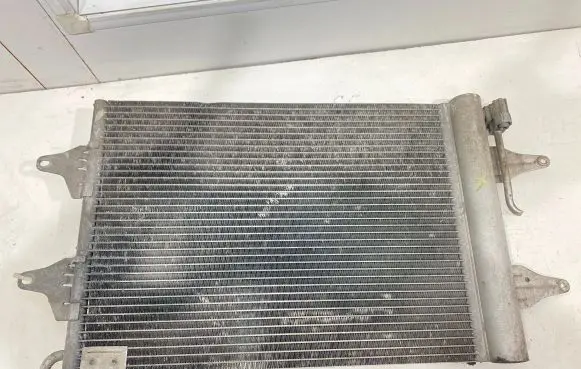 Skoda Fabia Mk1 (6Y) A/C cooling radiator (condenser) 6Q0820411J B3222 0211505