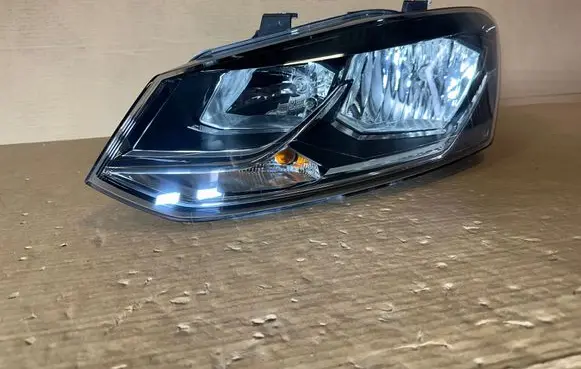 Volkswagen Polo V 6R Headlight/headlamp 6C1941005