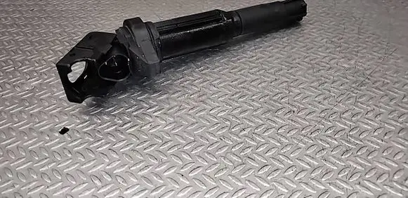 BMW 1 E81 E87 High voltage ignition coil 12137551260