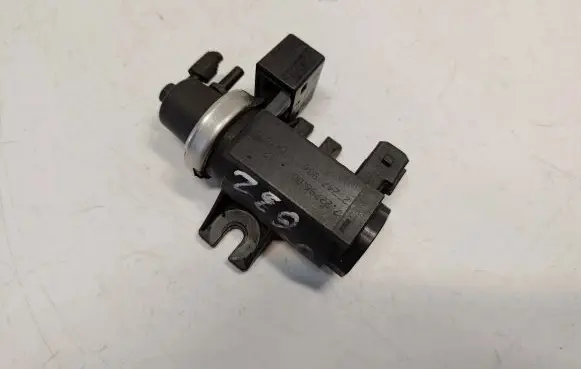 BMW 3 E46 Valve vacuum 2247906 11742247906 11747796634