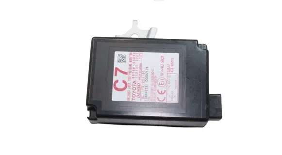Lexus IS III XE30 Tire pressure control unit 8976053070