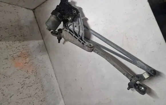 Ford Fiesta Front wiper linkage and motor 3397021586 8A6117500AG