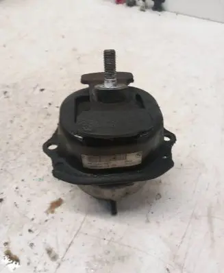 BMW X5 E70 Engine mount bracket P678441601 16004212 36003