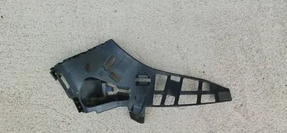 Mercedes-Benz GLA W156 Front bumper mounting bracket A1568858400
