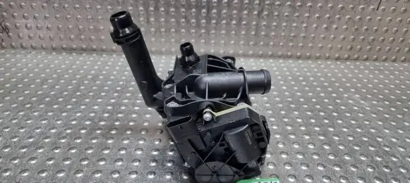 BMW 3 F30 F35 F31 Thermostat/thermostat housing S27698512 7642854