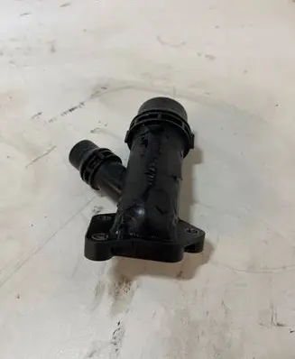 BMW 5 E60 E61 Engine coolant pipe/hose 11122247744