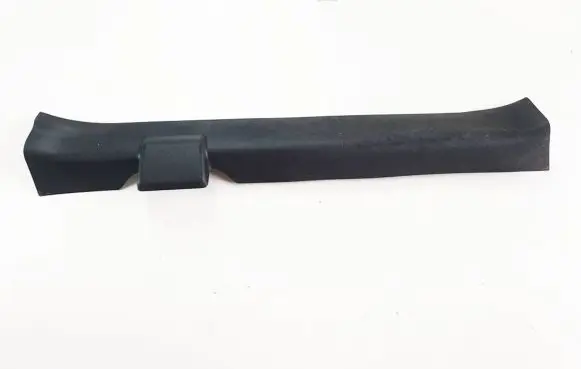 Suzuki SX4 S-Cross Foot area side trim 