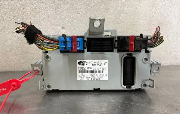 Peugeot Boxer Fuse box set MODULSTEROWNIKBSI